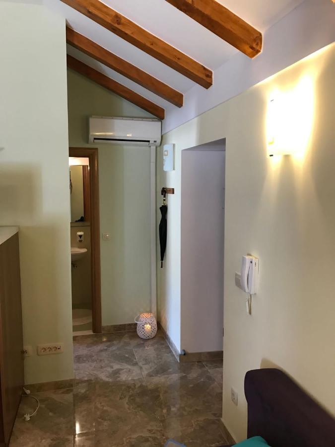 Old Town Apartments Trogir - Free Parking Exteriör bild