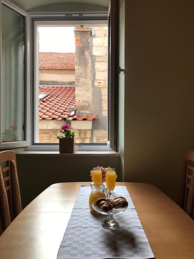 Old Town Apartments Trogir - Free Parking Exteriör bild