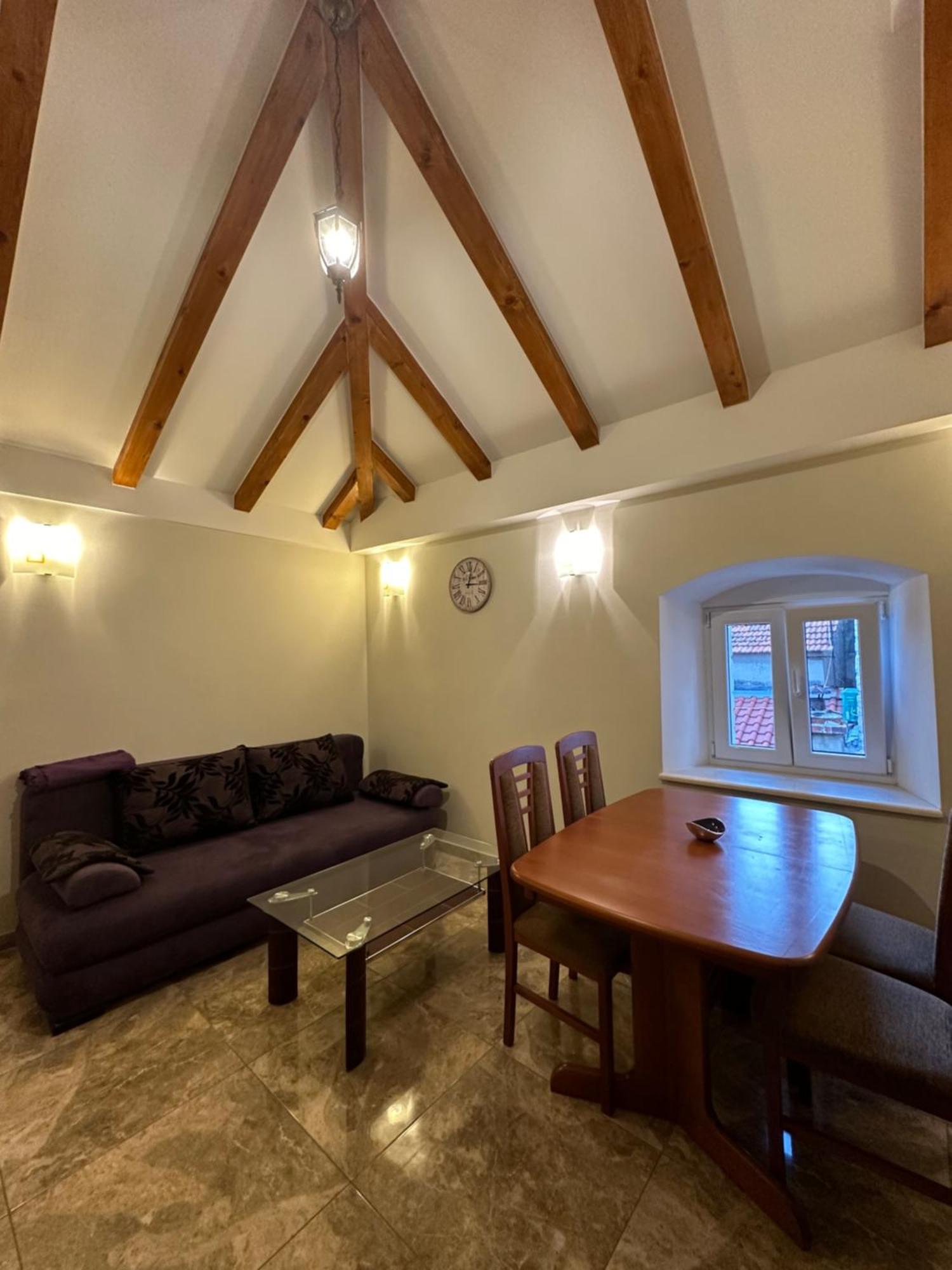Old Town Apartments Trogir - Free Parking Exteriör bild
